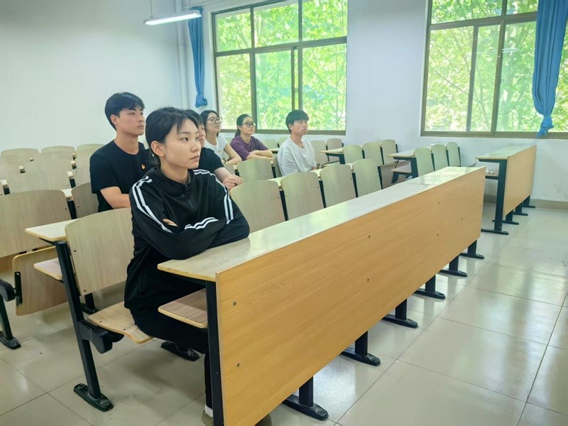 yl6809永利学生第七党支部举办“传承劳动精神，践行党员担当”专题学习会