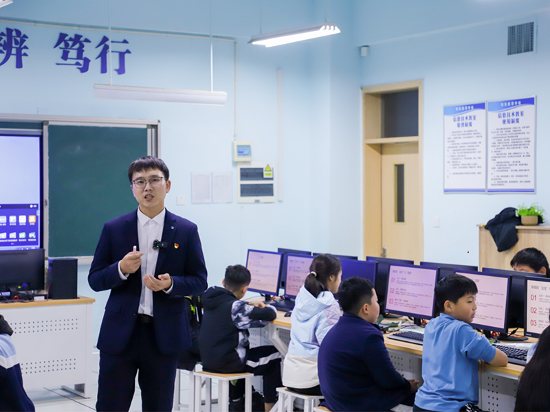 yl6809永利“火种计划”科普团队赴郑州四十七中郑东思贤小学组织开展教育教学活动